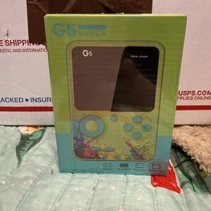 Game Box - random color Handheld Console